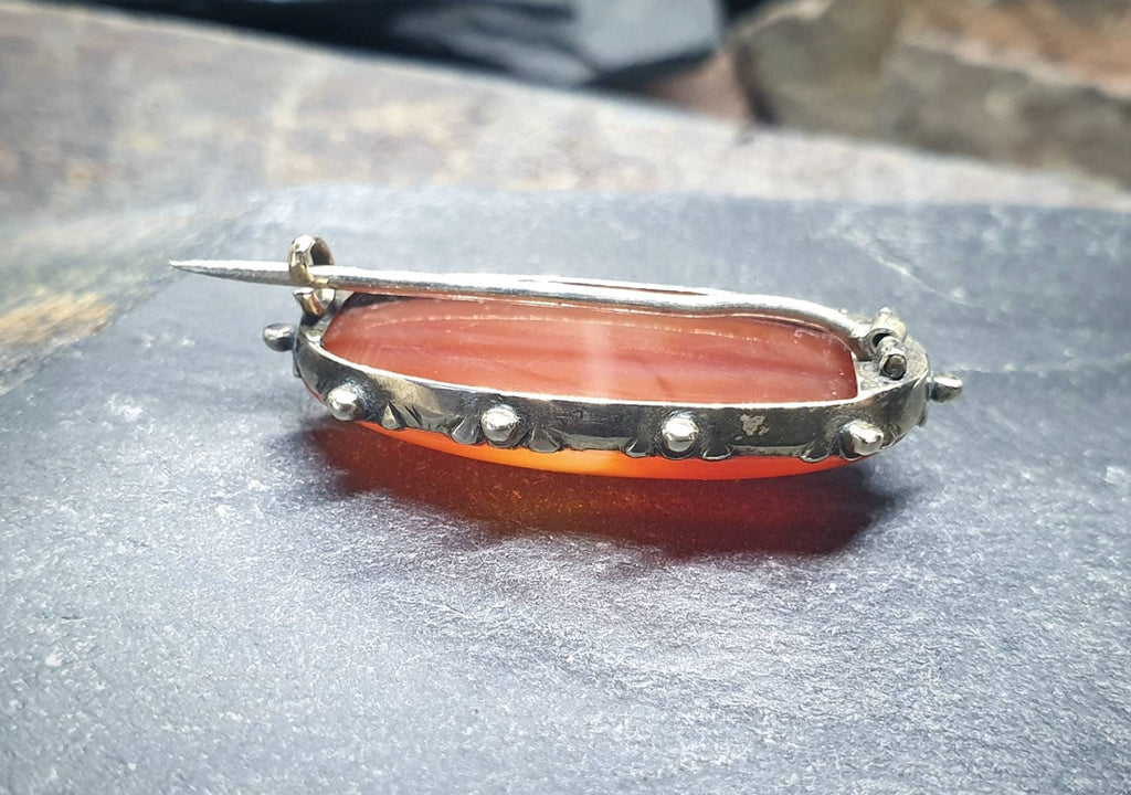 Antique 9ct GOLD CARNELIAN BROOCH - Victorian, Georgian - 5g