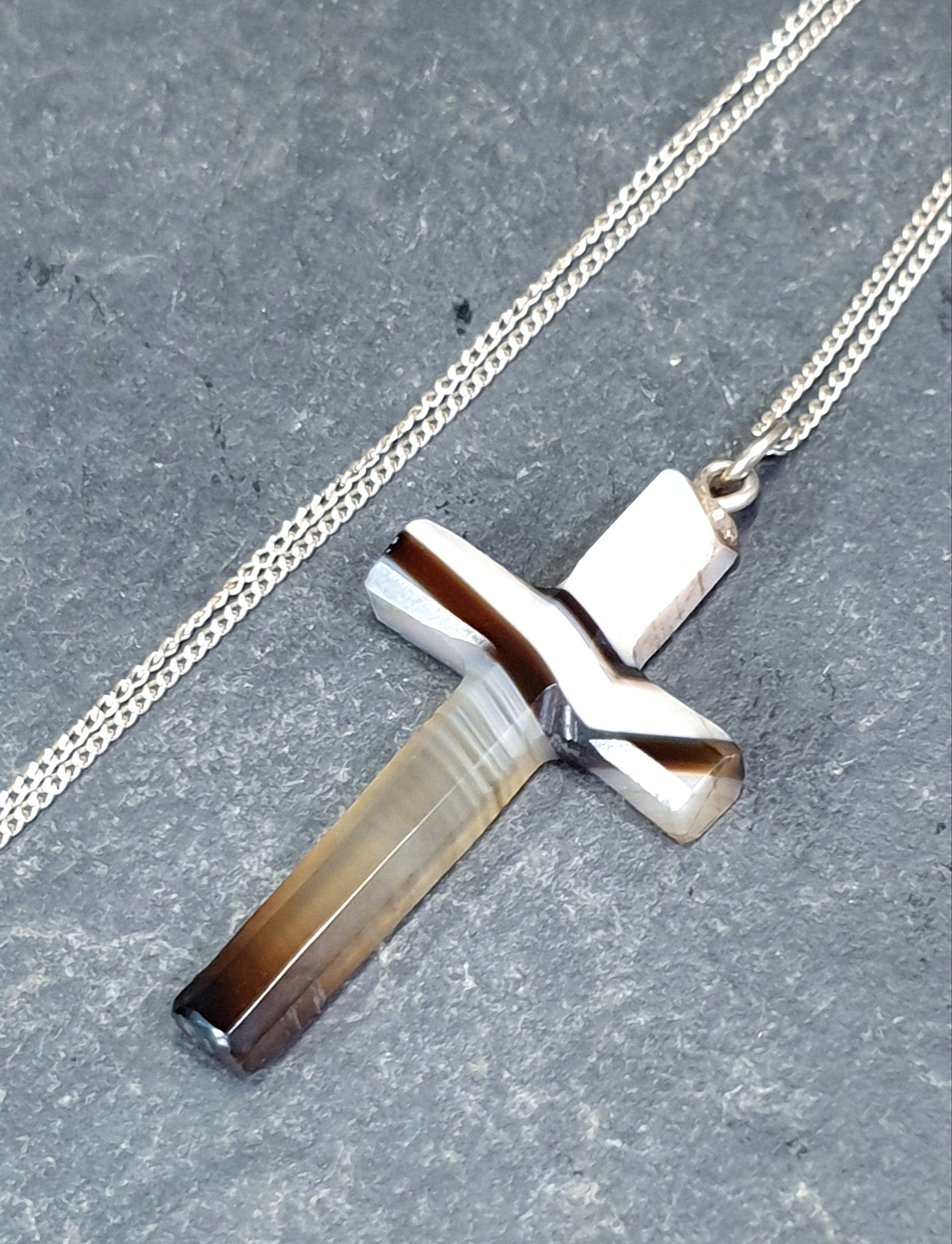 Victorian Antique Banded Agate Cross on 18" Sterling Silver Chain - 3.9g