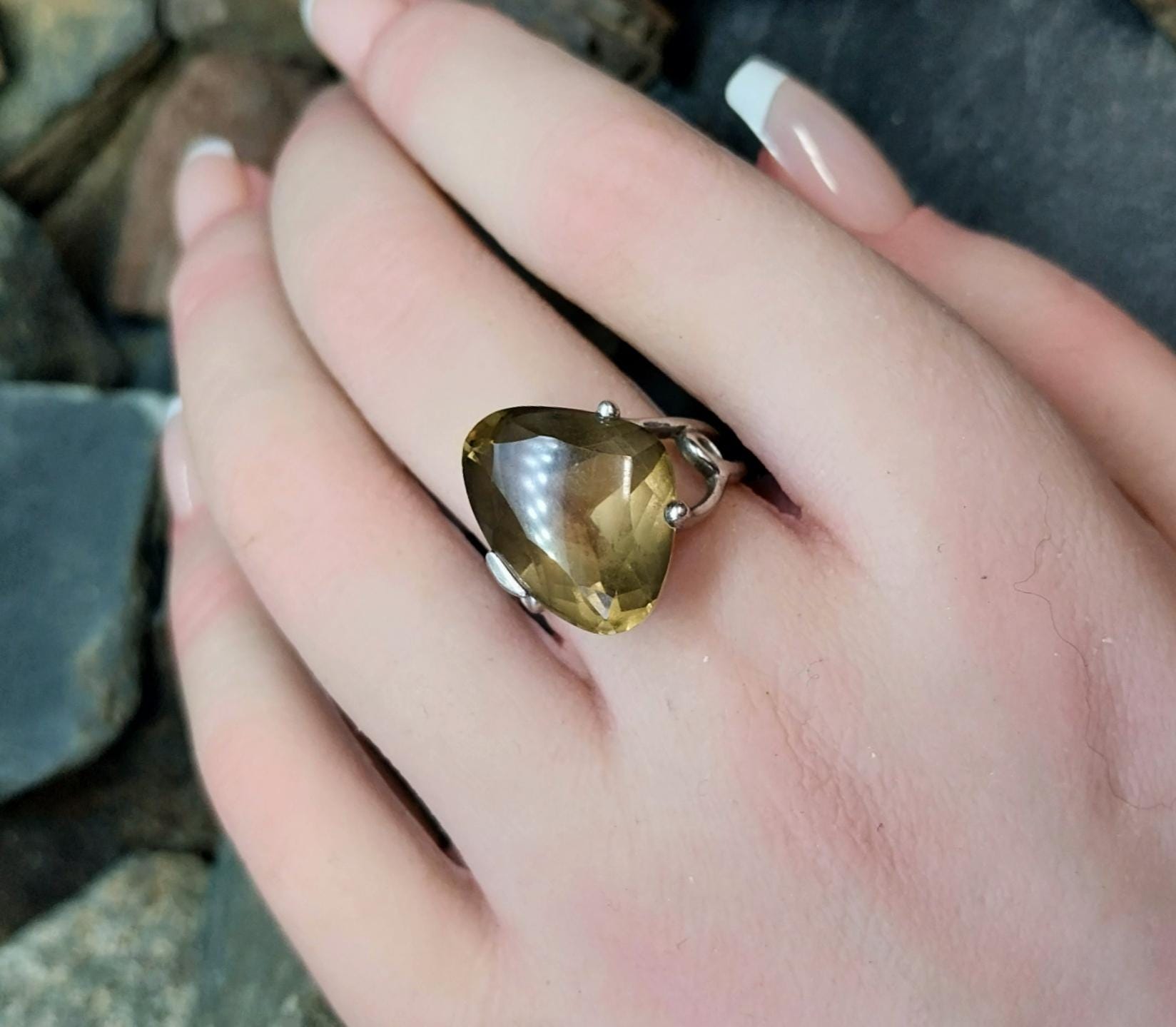 Vintage SILVER RING with Large Smoky Quartz - uk size P (us 7.5) - 5.8g