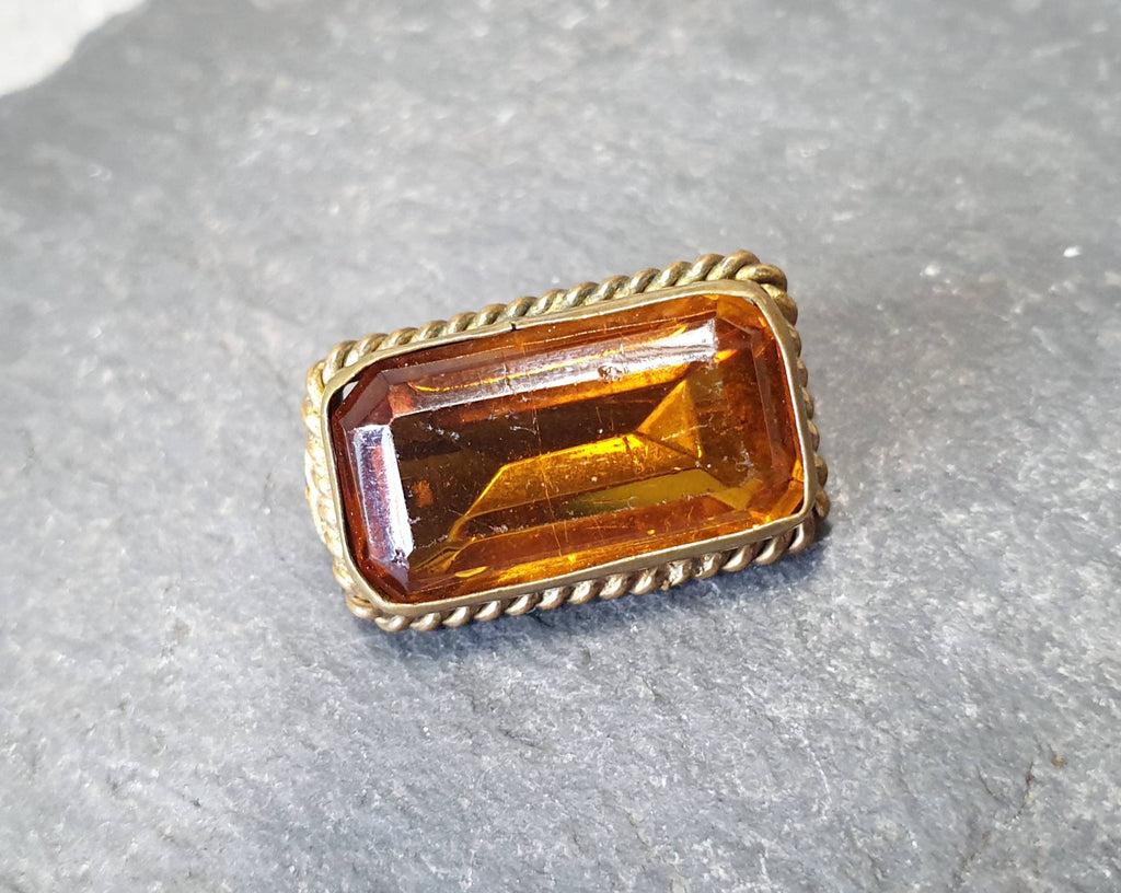Antique VICTORIAN  BROOCH -  with Brandy Citrine Gemstone Pinchbeck Pin 6g
