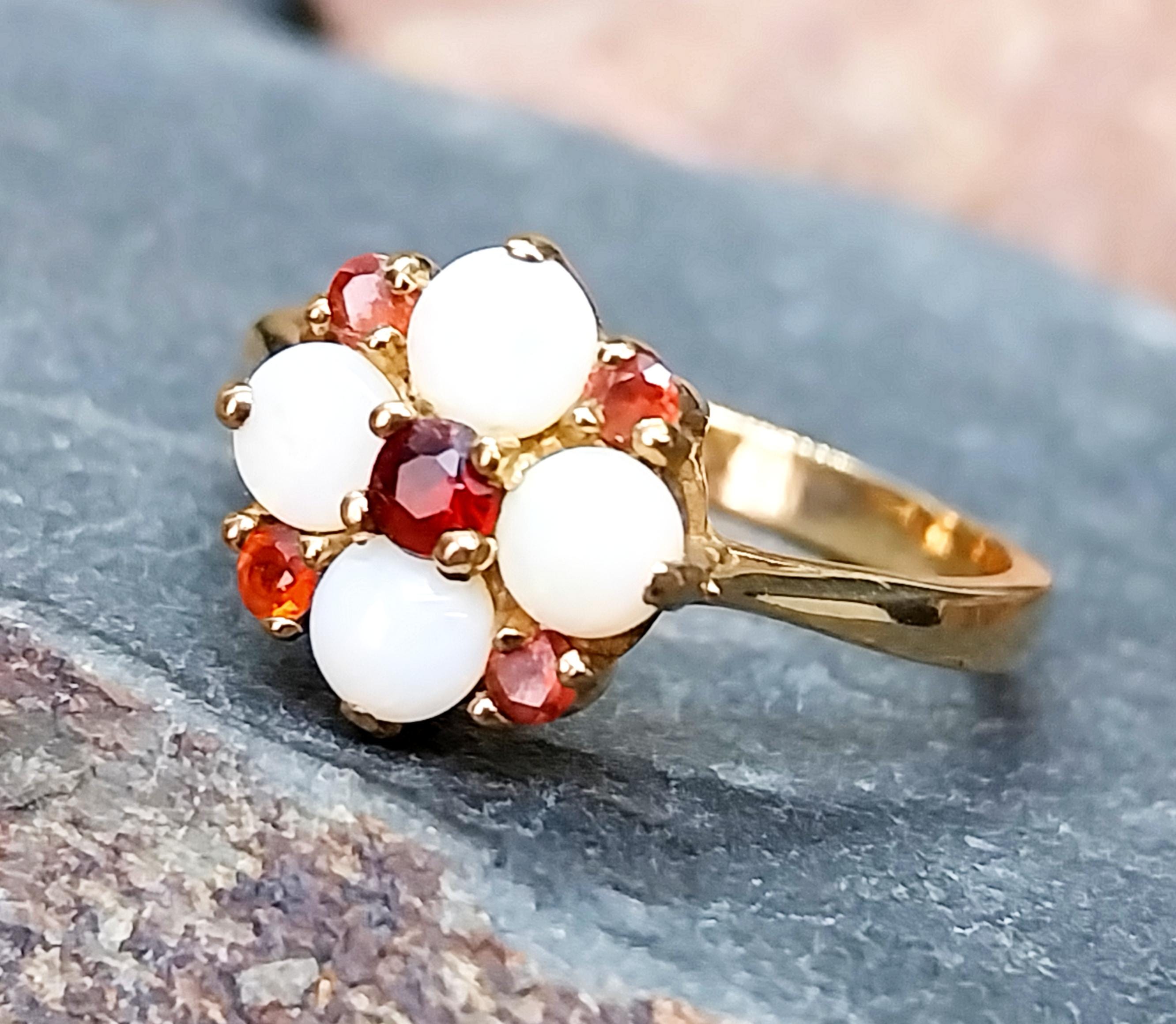9ct GOLD Fire Opal & Garnet Ring - Size uk O (us 7) - Hallmarked - 2.6g