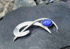 SILVER MODERNIST Brooch with Blue Agate Cat eye gemstone - 7.7g