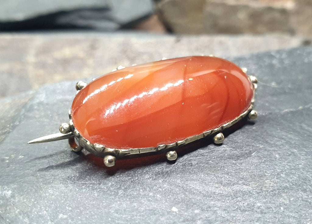 Antique 9ct GOLD CARNELIAN BROOCH - Victorian, Georgian - 5g
