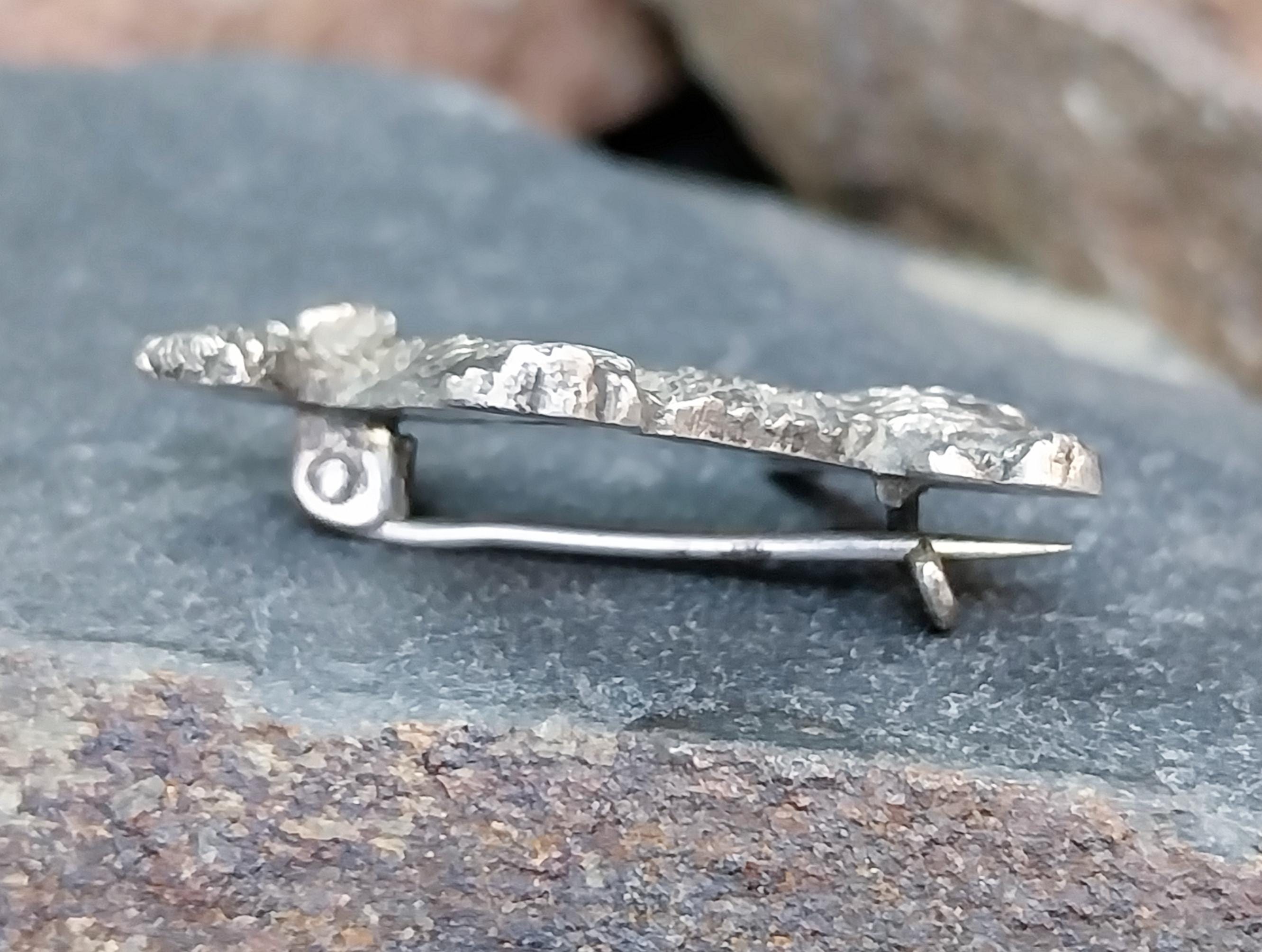 Vintage Dog Brooch - sterling Silver Terrier, Schnauzer - 5.4g
