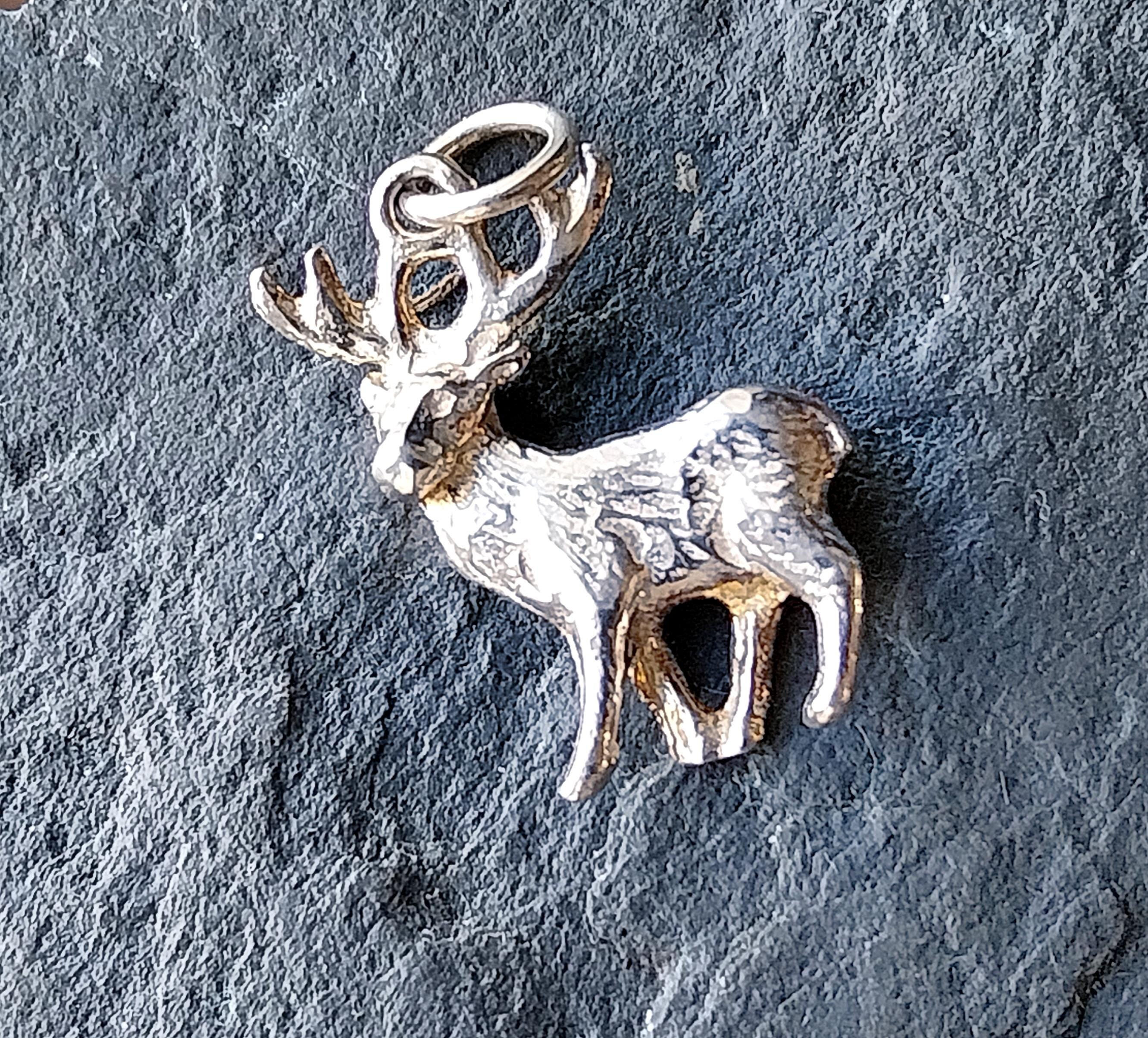 Sterling SILVER STAG DEER Charm Pendant - circa 1958 - 3.1g