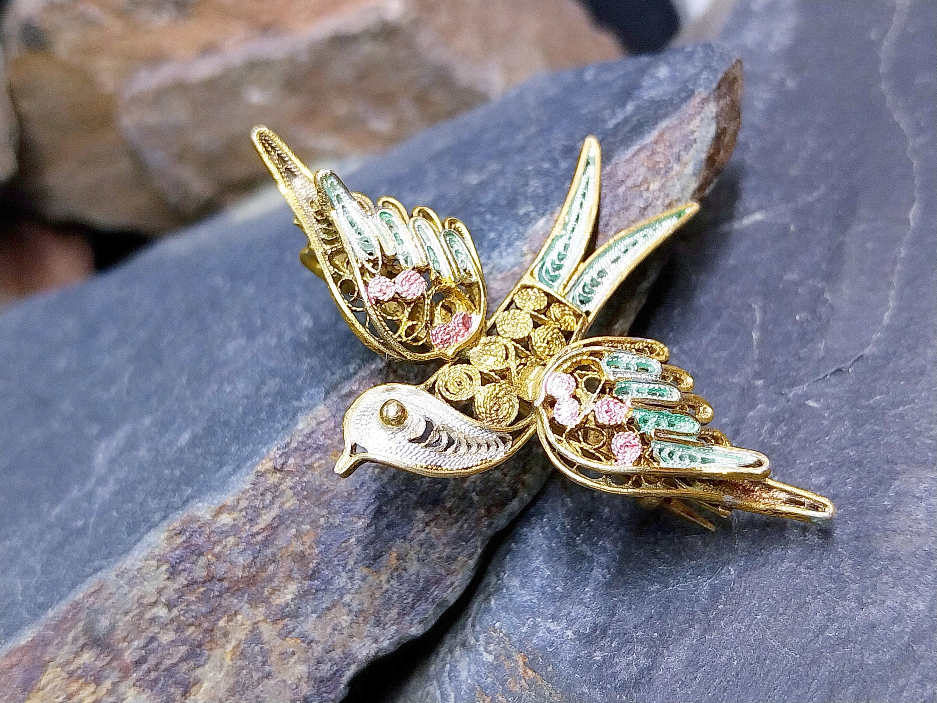 Antique SWALLOW BROOCH Filigree Wire work - Continental Pin - 4.4g