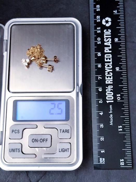 Vintage 9ct GOLD Shamrock Clover Pendant Necklace & Earrings - 2.5g