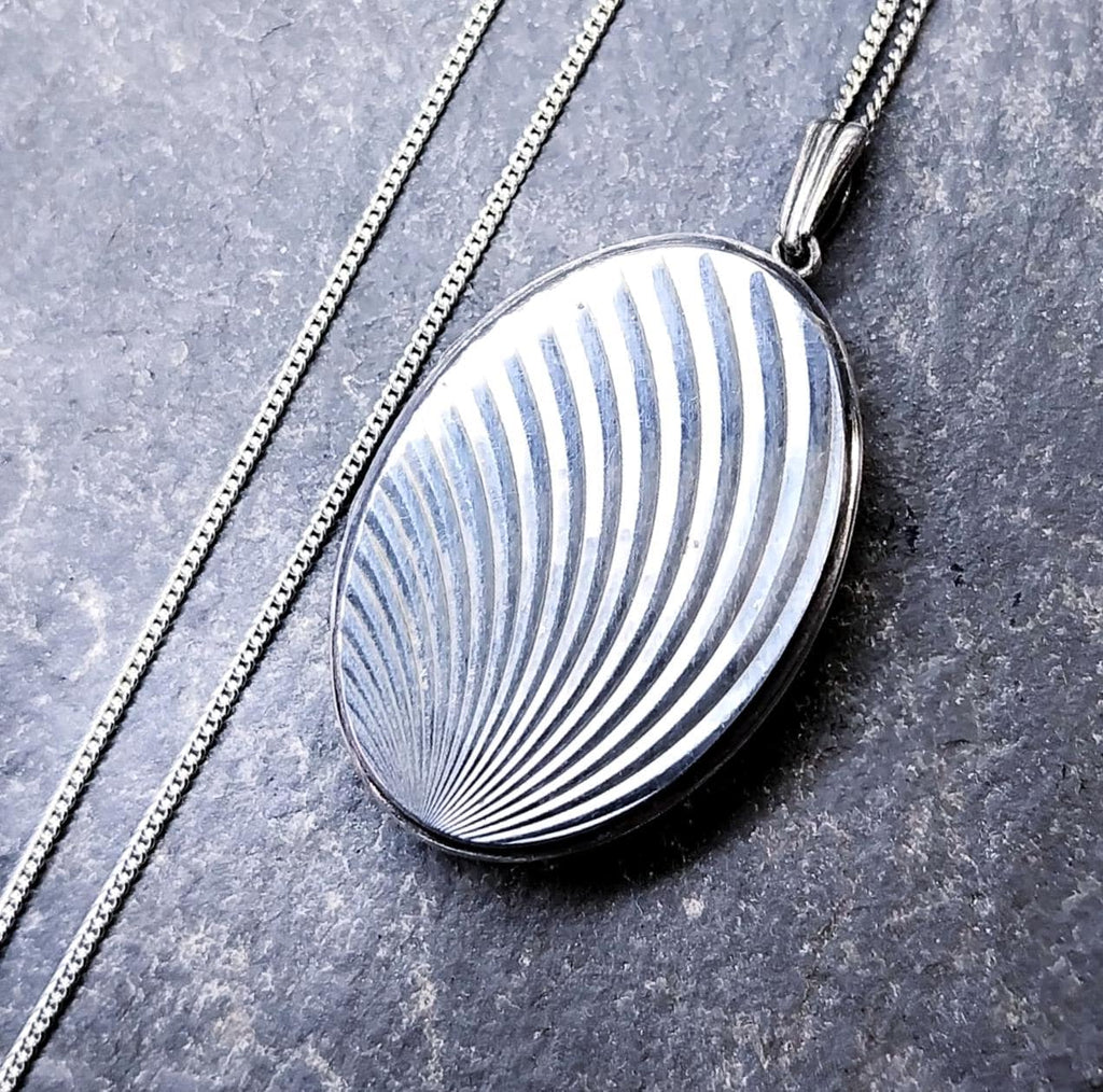 Vintage Georg Jensen SILVER LOCKET Necklace - Oval with Rays on 18" Chain - 9.2g